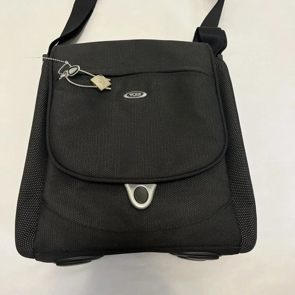TUMI T3 Men's Women's Apex Travel Tote Shoulder Bag Strap Black Classic Style